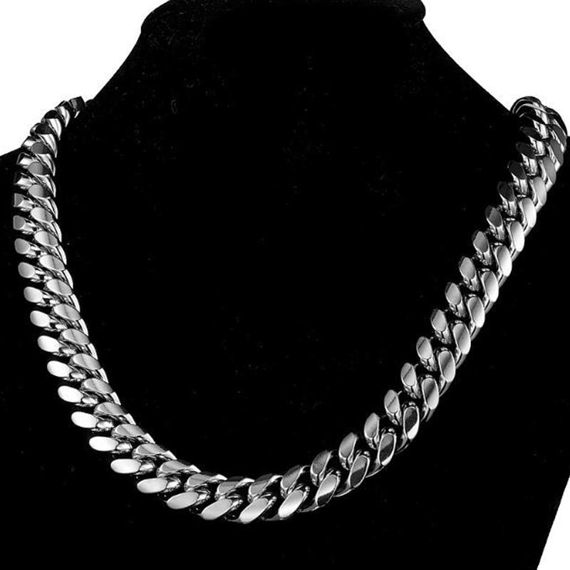 الفولاذ المقاوم للصدأ ميامي كب - مراجعة Butterfly Clasp Deployant وسعره