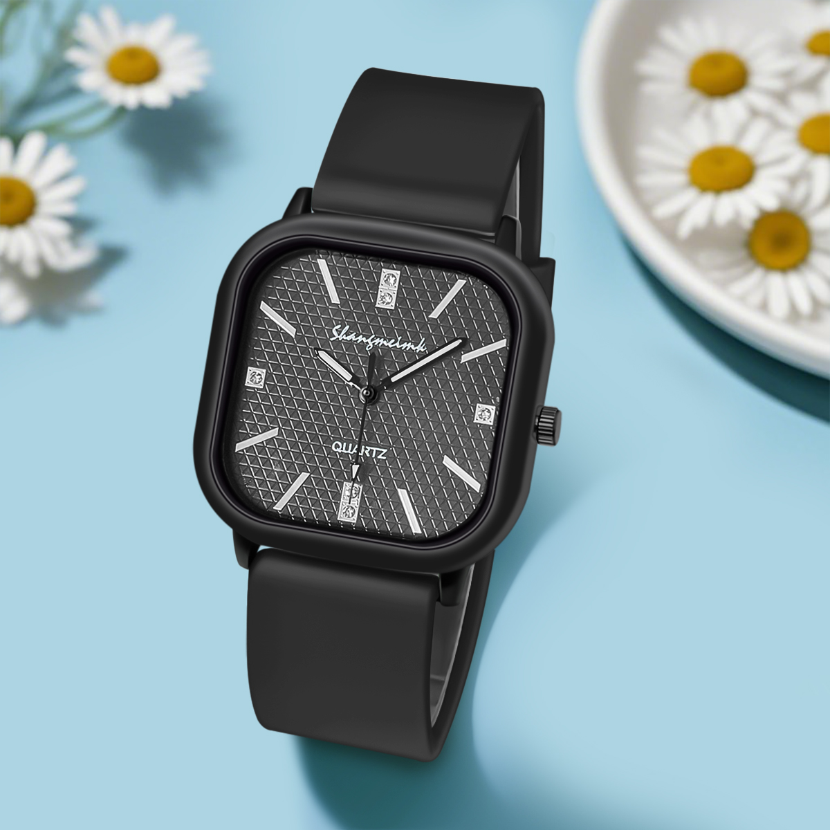 ساعة يد كوارتز بتصميم مربع، من - مراجعة Silicone Band Women وسعره