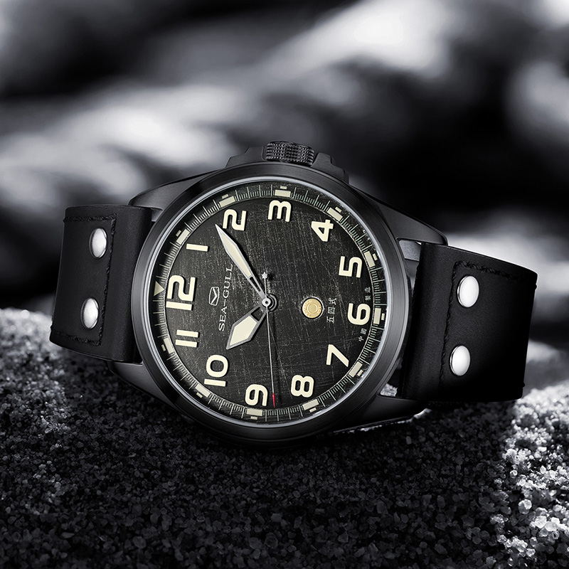 النورس 43 مللي متر الطيار ساعة - مراجعة Omega Watch Constellation وسعره
